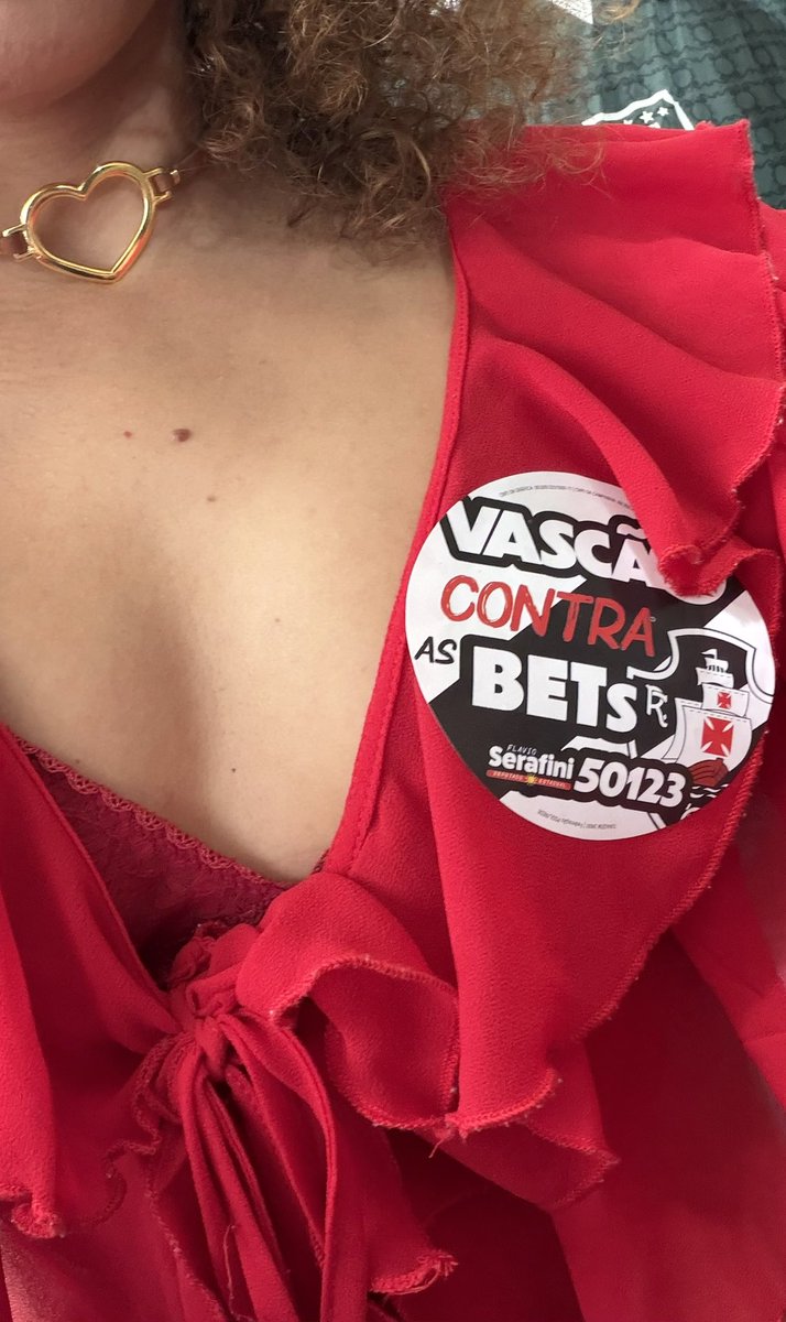 brucaixeiro's tweet photo. Vascaíno vota em Lula❤️💢 https://t.co/2BCKQtGXU5