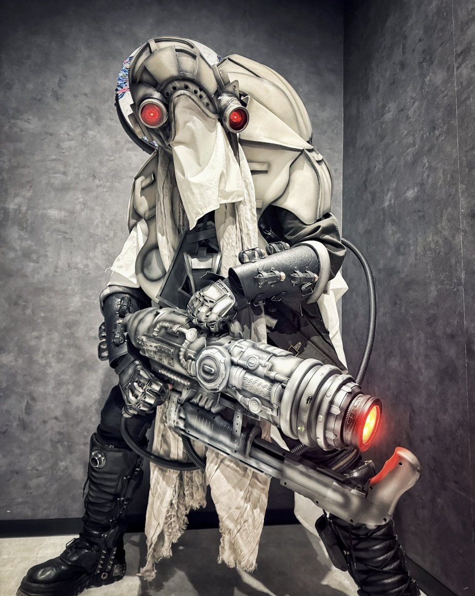 gasmaskun's tweet photo. メイドインアビス  / 灰のギャリケー
無事完成致しました。本日の撮影会で合わせて頂いた方々に感謝。とりあえず速報用にて！
色々と次の撮影予定も立ったし、あとは炎でも撮ってみたいところ。
#miabyss
#MadeInAbyss
#ハローアビス1004 https://t.co/WkzhEVYuQO