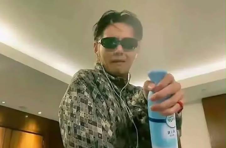 nmjoonbg7's tweet photo. Cilantro 
Tae: Never 🤮 https://t.co/B9TytY71X1