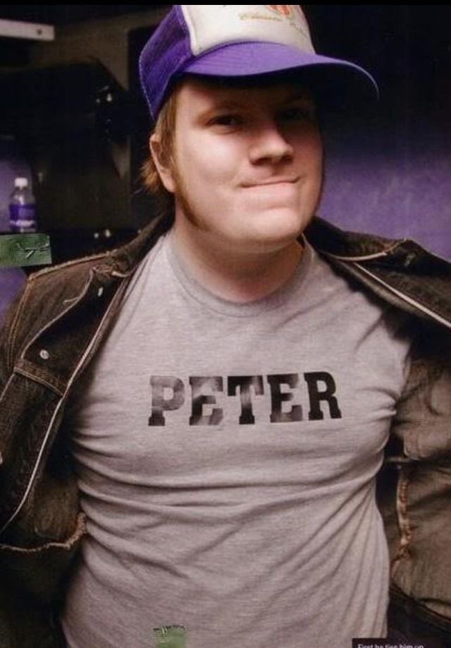 berrycreamm_'s tweet photo. proudly wearing his #husband's name https://t.co/v5kUOF7xbG