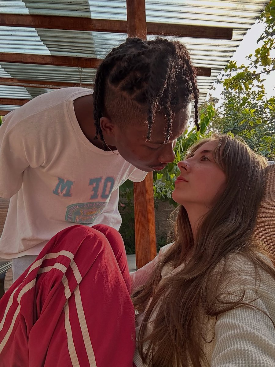 SageHunt64853's tweet photo. #InterracialCouple #WWBM #WhiteWomanBlackMan #BlackManWhiteWoman #MixedCouple #InterracialLove #BNWO https://t.co/FGgunVx94L