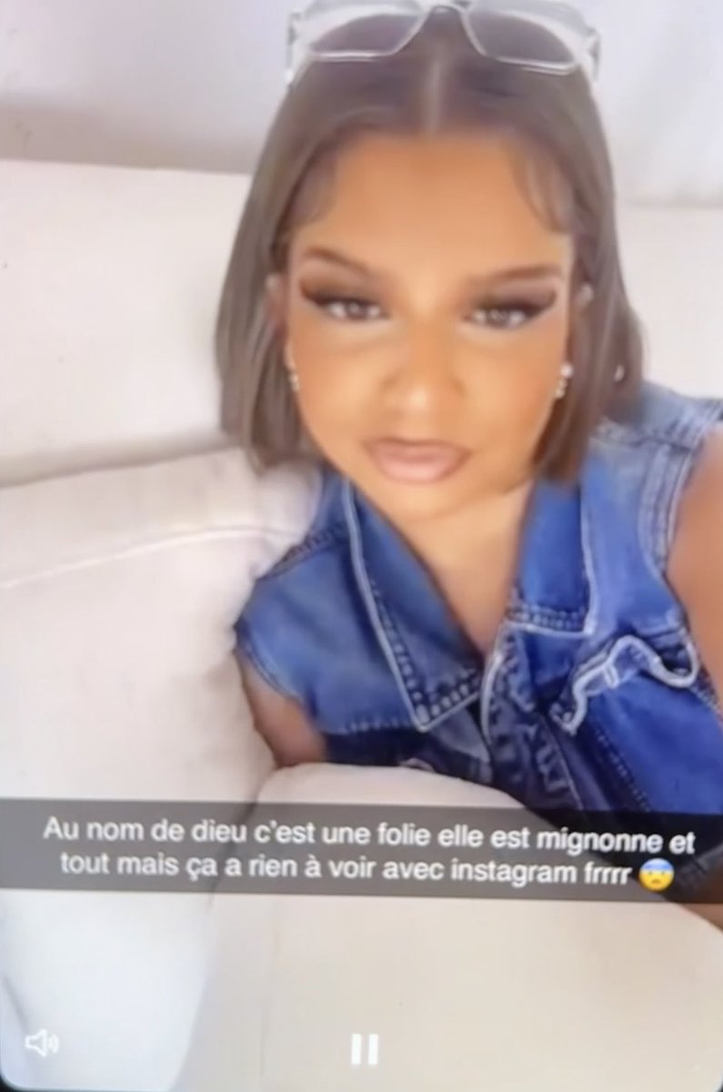 nbaanais's tweet photo. kelly.lewiss INSTAGRAM vs RÉALITÉ😂 https://t.co/djklbfmEWP