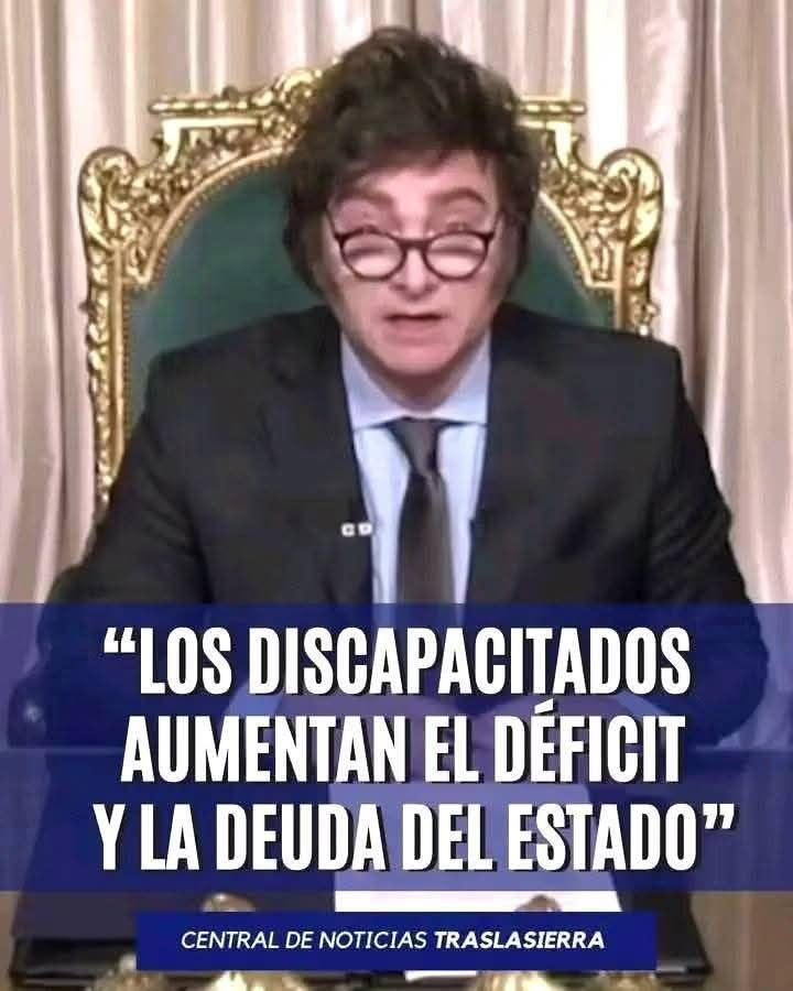 Gralifer26's tweet photo. Está hablando de él y de los libertarios. https://t.co/KxWRAYZcHM