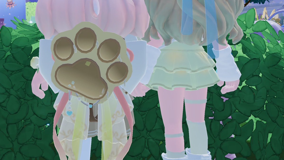 PhatoP_65's tweet photo. ピンクのお家かわいかった*⸜(* ॑꒳ ॑* )⸝*
後ろ姿は撮るのだーいすき(*ฅ́˘ฅ̀*)♡

少しだったけどお話できておら幸せ♡
今度は晴れた日にお写真撮ろうねん📷´-

お家の中でも撮影するぞぉ(ﾉ`•ω•)و ぉー!! https://t.co/vVtulITtJL