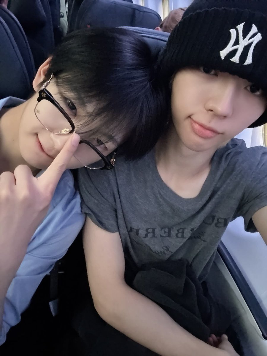 norisushee's tweet photo. a day late but you know what? it's boyfriend day everyday for me, i love you baby <3 @luxtiey https://t.co/nzoENJ5ZF5