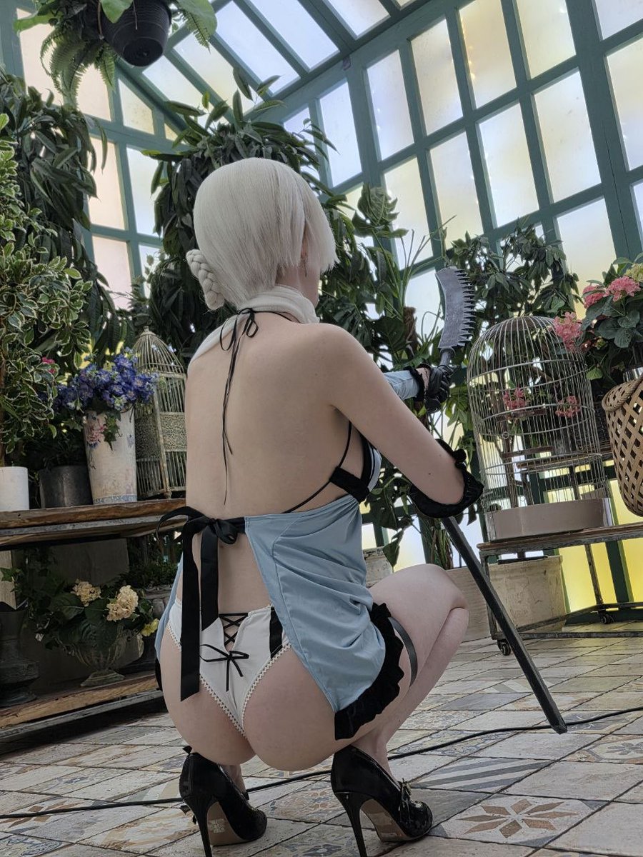 grass_beauty's tweet photo. Сидит. Лежит
#kaine #nierreplikant #cosplay #nier https://t.co/Nd0B5hQv0l