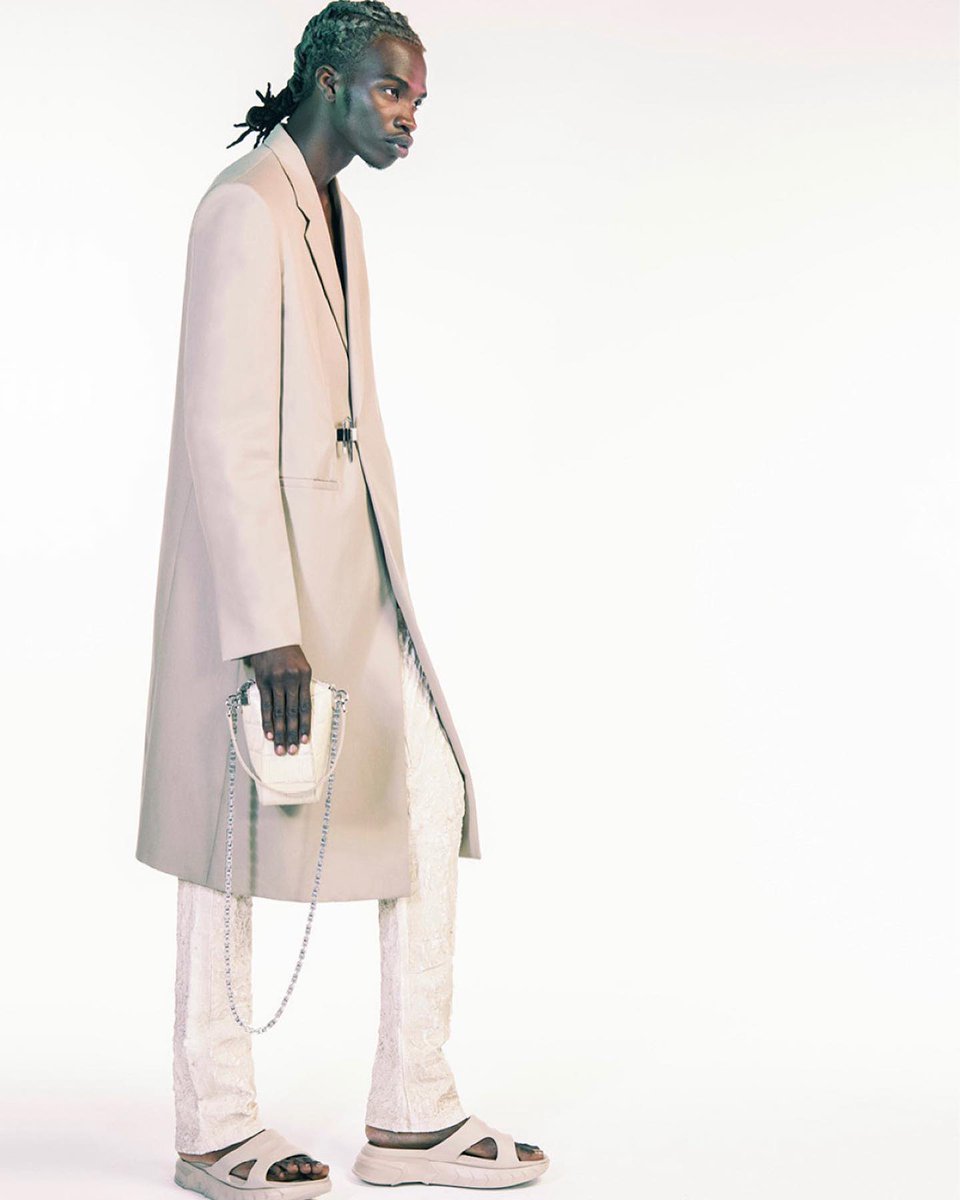 jjfinns's tweet photo. 6 years ago today..

Lancey Foux for Givenchy SS21 https://t.co/pdrQZpLZGM