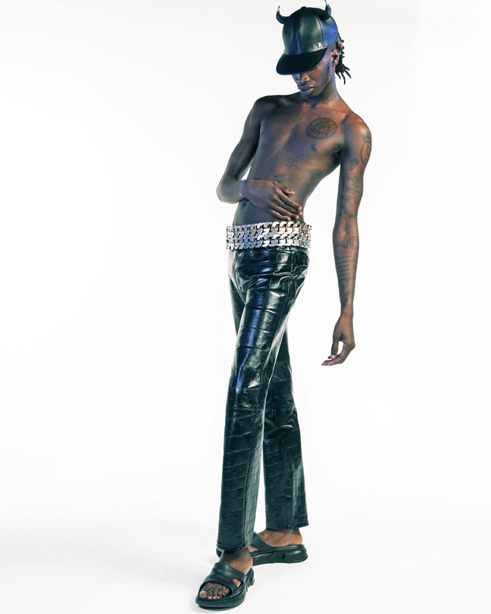 jjfinns's tweet photo. 6 years ago today..

Lancey Foux for Givenchy SS21 https://t.co/pdrQZpLZGM