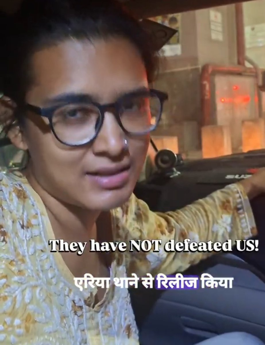 ElectionTak_'s tweet photo. @neha_aisa WE, THE PEOPLE OF INDIA... resolve to secure to all citizens JUSTICE, LIBERTY, EQUALITY &amp; FRATERNITY

Full support to @neha_aisa! 🇮🇳✊ #TakeBackOurStreets #WomenSafety https://t.co/V02nMhOAFs
