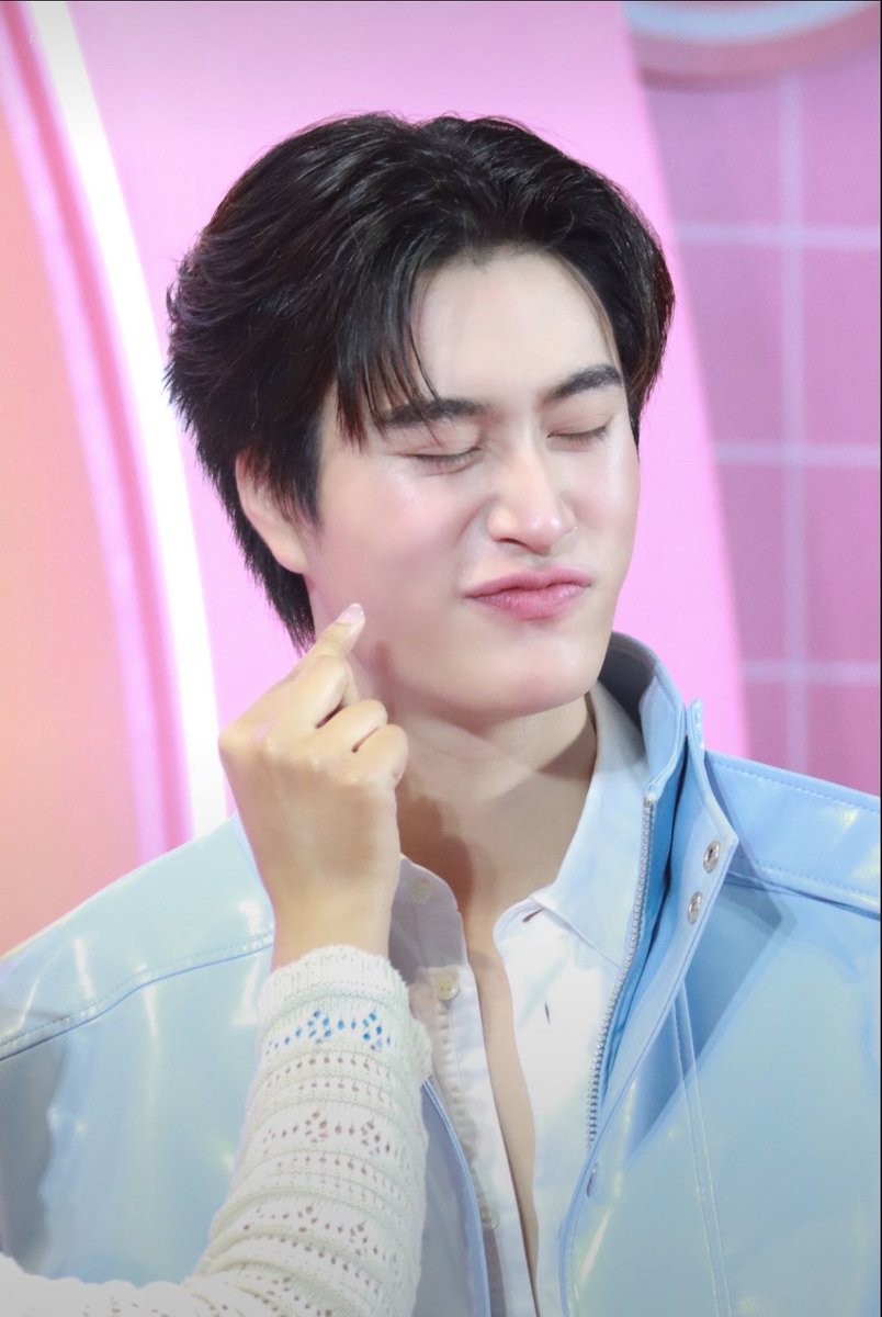 freedomoflifeGF's tweet photo. สดใสโลกแตกทุกวันได้ยังไงน้อออ ✨💐💖

꒰  #Gemini_NT #เจมีไนน์   ꒱ https://t.co/4Rc3gWhaWS