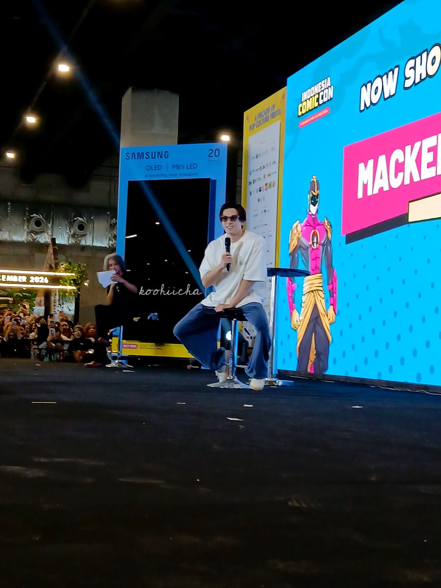 koohiicha's tweet photo. Hari ini dia senyum mulu, lagi good mood banget kayanya #mackenyu #indonesiacomiccon #ICC2026 https://t.co/gmAnFS6gfX