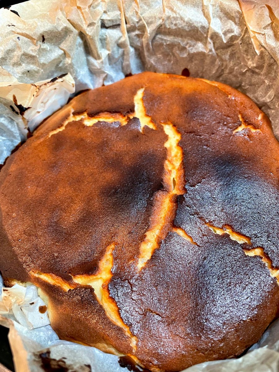 rakesh7k's tweet photo. デミグラスとかトマトソースのハンバーグ弁当を頼むんだ
最後にあのパスタに残ったソース絡めて食べるとウマいぞ！！ https://t.co/bcABsl2kRf