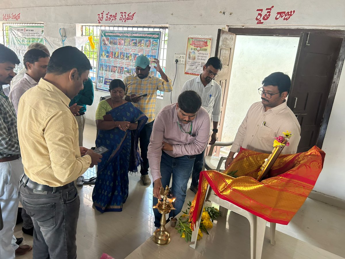 CIPMCHyd's tweet photo. The Central Integrated Pest Management Centre (CIPMC), Hyderabad, organized a two-day HRD Training Programme on Integrated Pest Management (IPM) practices in major Kharif crops during 28th -29th  Sep, 2026 at Kondrapole Village and Damacherla Mandal, Nalgonda District, Telangana. https://t.co/zEsqaklCXw