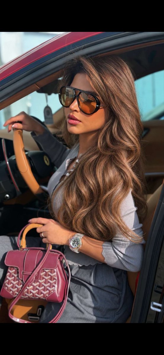 bayoot1212's tweet photo. الفحله والعمه نهى نبيل 😵‍💫😵‍💫🫡🥵🥵

وجهها فيه كمية هيبه مشش طبيعيه 😵‍💫😵‍💫😵‍💫 https://t.co/JlQ3i0dRO2