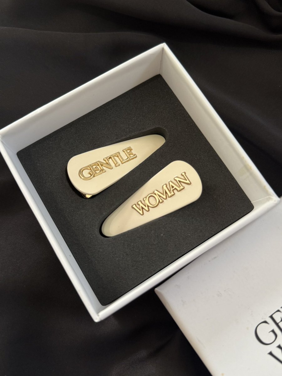 KeRatn43600's tweet photo. GENTLEWOMAN รุ่น Vanilla Reverie Hair Clip
ปล่อยต่อ390รส 🔥ไม่มีตำหนิใช้ครั้งเดียวคับ💌

#ส่งต่อกระเป๋า #ส่งต่อกระเป๋ามือสอง #ส่งต่อgentlewoman #ส่งต่อเสื้อผ้า #gentlewoman #ส่งต่อเสื้อผ้ามือสอง
#ส่งต่อเครื่องประดับ #ส่งต่อกิ๊ฟ https://t.co/sdY6D0rSnY