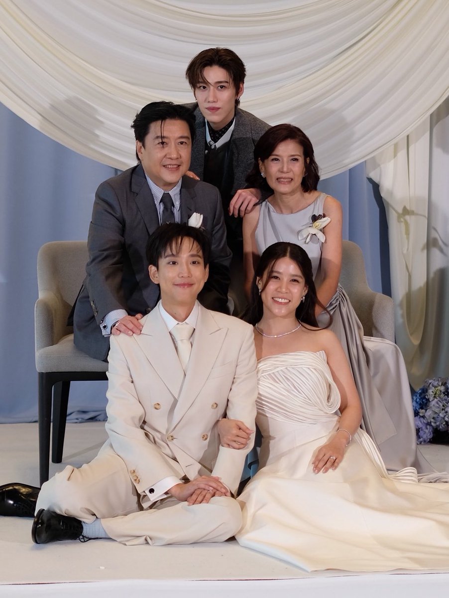raknongpp's tweet photo. บ้านน้องพีหน้าเหมือนเดิ���เป้ะกันทุกคนเลย วันนี้มีสมาชิกเพิ่มมาอีกหนึ่งคนแล้ว รอวันของคนเล็กของบ้านอีกคนน้า✨ https://t.co/0BYFVU8XBj