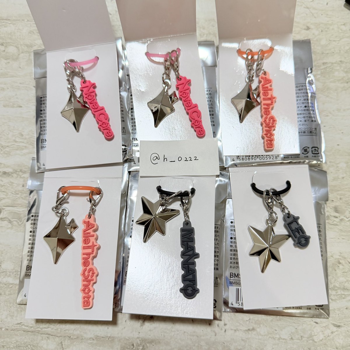 h__o222's tweet photo. チャームの残り画像添付します🙇🏻‍♀️💭

譲 → 画像添付

求→ JUNON or 買取 (定価➕送料)

単品より抱き合わせで買取頂ける方を
優先させて頂きます😖。
FESにはお手元に届けたいとゆう気持ちがあるので
ご連絡がすぐ取れる方のが嬉しいです( ; ; )

#BMSG買取 https://t.co/CAilouI9pL