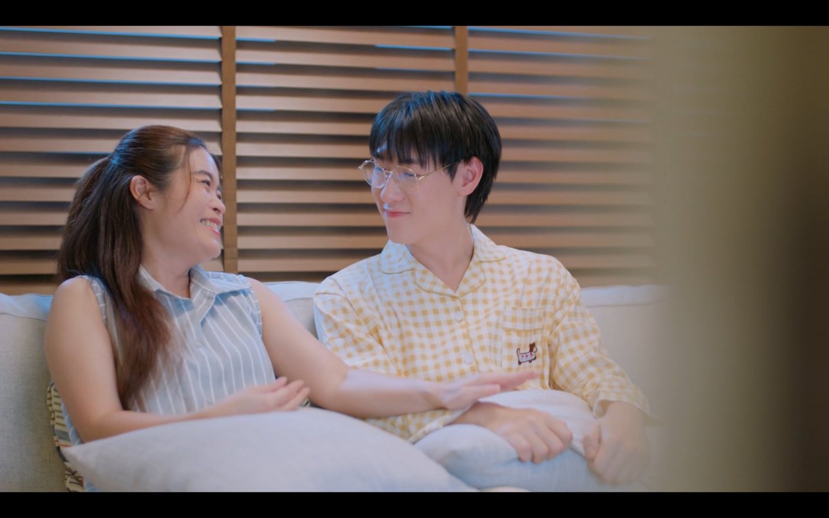 tia51_official's tweet photo. เราจะรู้ได้ยังไงว่าเขารู้สึกอย่างไร ครับแม่

LOVEX3 A TURNING POINT

#LOVEx3_EP8 https://t.co/tgAmPygFar