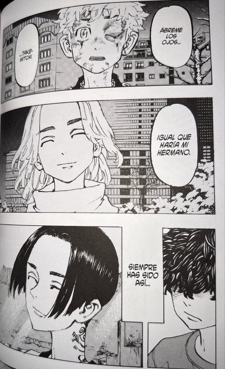 Fuyista_'s tweet photo. Como olvidar que Takemichi al ver a Hinata sonriendo lo primero que se le vino a la cabeza fue “Mikey” y recordo cada sonrisa de el DIOSS 😻 https://t.co/RDOKw4l8L3