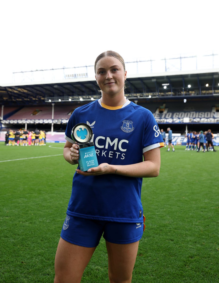 EvertonWomen's tweet photo. 🏆 Only one winner... https://t.co/BwQb51aQAM