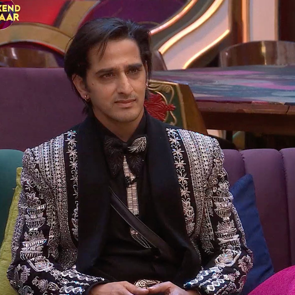 BollySpy's tweet photo. #BiggBoss20 | #MikaSingh Ne Ki #QaziTouqeer Ki Tarif..  #HritikRoshan #SaifAliKhan #SonuNigam Lagte Ho

RT And LIKE If You Agree? https://t.co/93E4dZGGhs