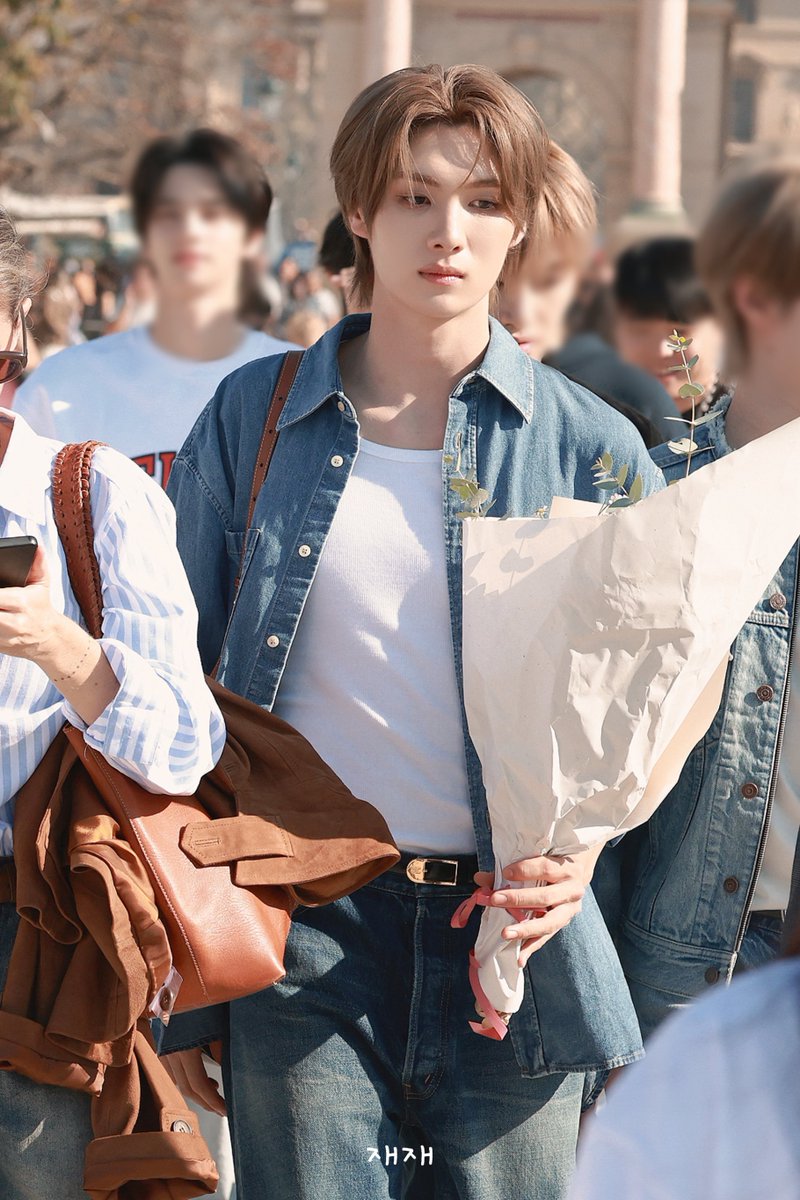 jae_wishyouwere's tweet photo. 261004

💐

#영재 #YOUNGJAE #ヨンジェ 
#투어스  #TWS #トゥアス
#Celine #TWSXCELINE 
#CelineEte2027 https://t.co/jo3F2LFfIH