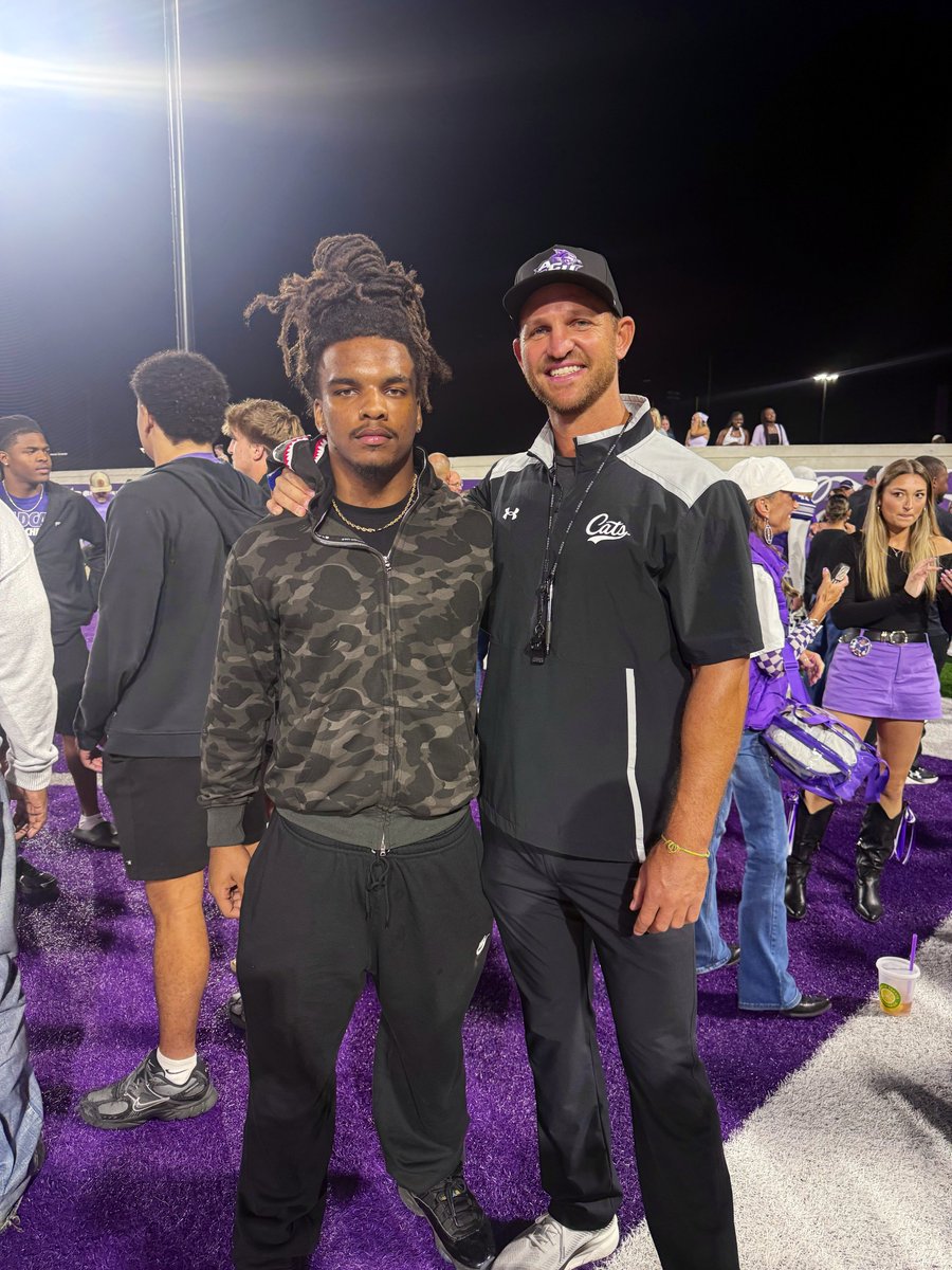 jayvion_clayter's tweet photo. Great game day visit at Abilene Christian! Definitely felt the love from the staff and had some great conversations with them. Appreciate the hospitality! Even better getting to watch @ACUFootball come out with the win 💜🤍 #CDT #GoWildcats

@coachp_ACU @Coach_GHarrell @Coach_Fila @Coach_Rankin9 @PowellJax7 @CoachBVOdom @JSinz84 @TheCoachMorris @JalatiaP