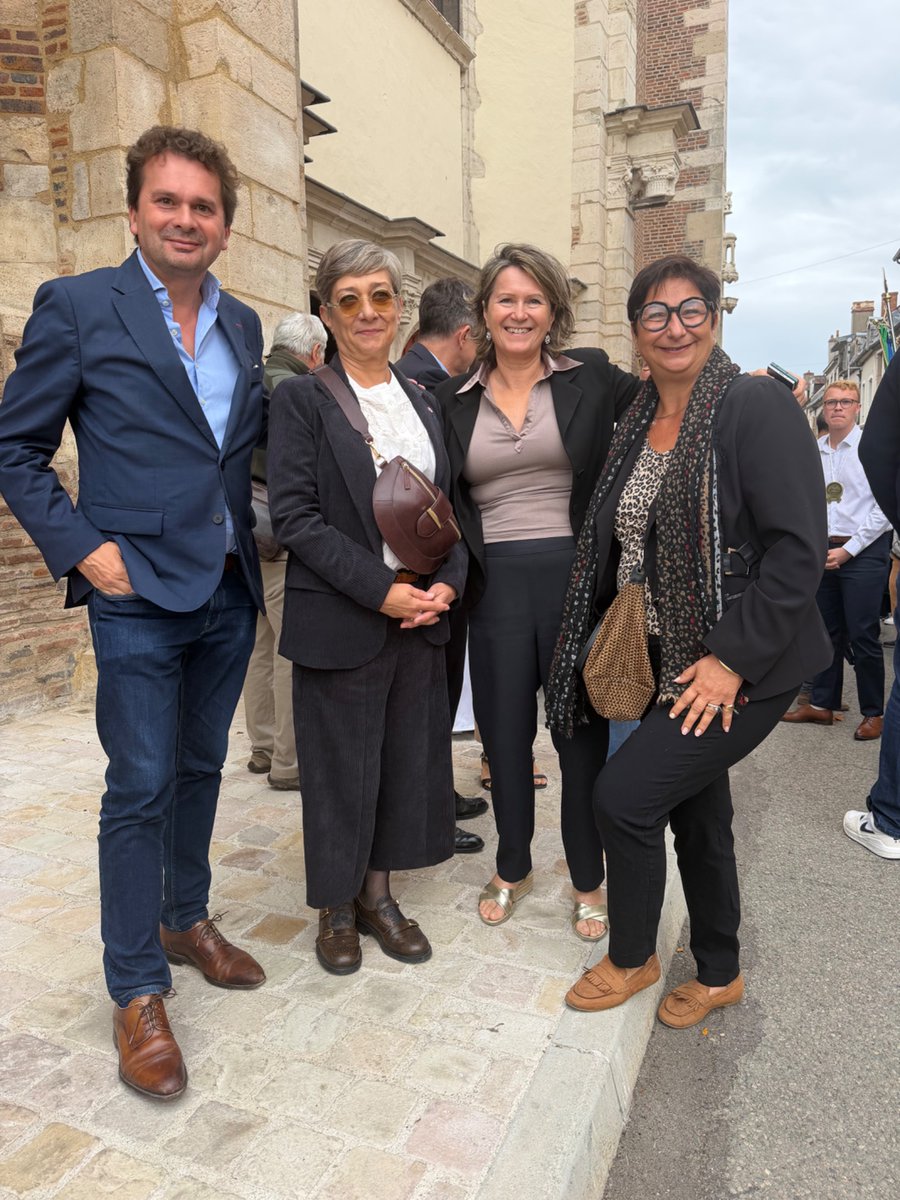 LudovicRochette's tweet photo. Inauguration des travaux de rénovation de l’église de Saint-Jean-de-Losne. 
Les communes entretiennent leur patrimoine. Elles doivent avoir encore les moyens de le faire à l’avenir !
@l_amf @PresidentAmf https://t.co/yIY9IUQE6V