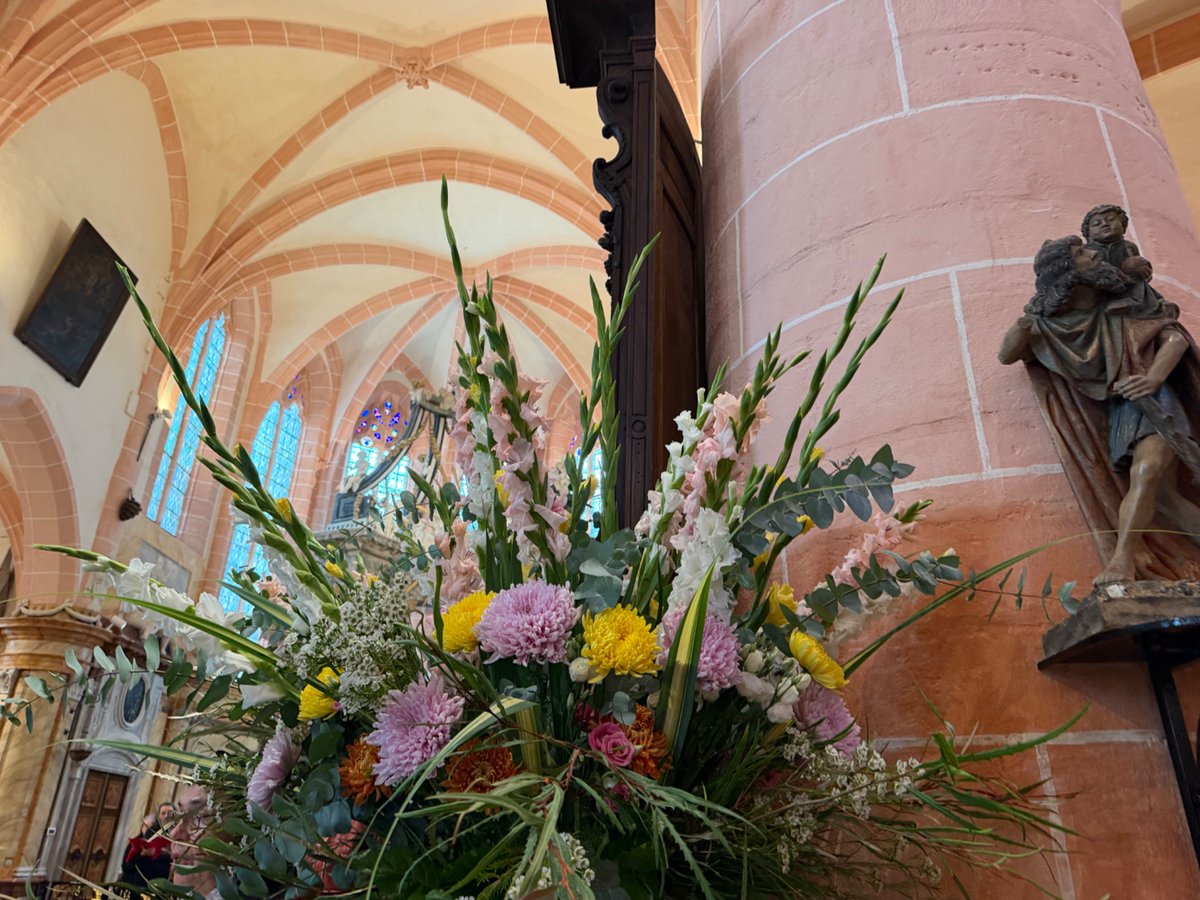 LudovicRochette's tweet photo. Inauguration des travaux de rénovation de l’église de Saint-Jean-de-Losne. 
Les communes entretiennent leur patrimoine. Elles doivent avoir encore les moyens de le faire à l’avenir !
@l_amf @PresidentAmf https://t.co/yIY9IUQE6V