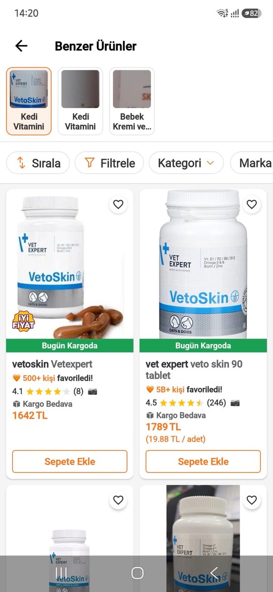 emrullaherdinc's tweet photo. 🔴 Hayvanseverlerin Vicdanı Açık Çek Değildir

Sokakta yaralı bir kedi ya da köpek gören insanlar çoğu zaman düşünmeden onu kucağına alıp veterinere götürüyor. Çünkü karşılarında bir fiyat hesabı değil, kurtarılması gereken bir can görüyorlar. Bu vicdan ve hayvan sevgisi, tedavide yüksek fiyatların gerekçesi haline gelmemeli.

İstanbul Veteriner Hekimler Odası’nın 2026 Alt Sınır Ücret Tarifesi’nde genel muayene 2.000 TL, acil durum muayenesi 2.700 TL, çalışma saatleri dışındaki muayene ise 4.000 TL olarak yer alıyor. Üstelik bunlar üst sınır değil; Oda, veteriner hekimlerin hizmetin kapsamı ve kendi mesleki takdirleri doğrultusunda tarifenin üzerinde ücret belirleyebileceğini açıkça belirtiyor. 

Laboratuvar işlemlerinde de kan alımı 1.000 TL, hemogram 2.000 TL, bazı testler ise çok daha yüksek tutarlara ulaşabiliyor. Ayrıca gerekli işlemlerde malzeme ve ilaç bedellerinin ayrıca eklenebileceği belirtiliyor. 

Asıl tartışılması gereken noktalardan biri de ilaç ve ürün fiyatları. Aynı ürünün internetteki satış fiyatıyla bazı veteriner kliniklerinde hayvan sahibinden talep edilen bedel arasında ciddi farklar oluşabiliyor. Burada veteriner hekimin emeğini değil, bu fiyat farklarının nedenini ve fiyatlandırmanın ne kadar şeffaf olduğunu sorguluyoruz.

Veteriner hekim elbette emeğinin karşılığını almalı. Kliniğin personeli, cihazı, kirası ve işletme giderleri de var. Ancak bunun karşısında hayvanını tedavi ettirmeye çalışan veya sokakta bulduğu yaralı bir hayvanı kendi cebinden veterinere yetiştiren insanlar bulunuyor.

Hayvan sevgisi sınırsız olabilir ama insanların maddi imkânları sınırsız değil.

İstanbul Veteriner Hekimler Odası başta olmak üzere meslek kuruluşlarının yalnızca hekimlik emeğini koruyan alt sınırları değil, hayvan sahibini aşırı ve açıklanamayan fiyat farklılıklarına karşı koruyacak şeffaflığı da tartışması gerekiyor. Testin, işlemin, ilacın ve hekimlik hizmetinin bedeli ayrı ayrı ve anlaşılır biçimde ortaya konulmalı.

4 Ekim’de hayvanları korumaktan söz ediyorsak, onların tedaviye ulaşabilmesini de konuşmak zorundayız.

Hayvanseverlerin vicdanı bir açık çek değildir.