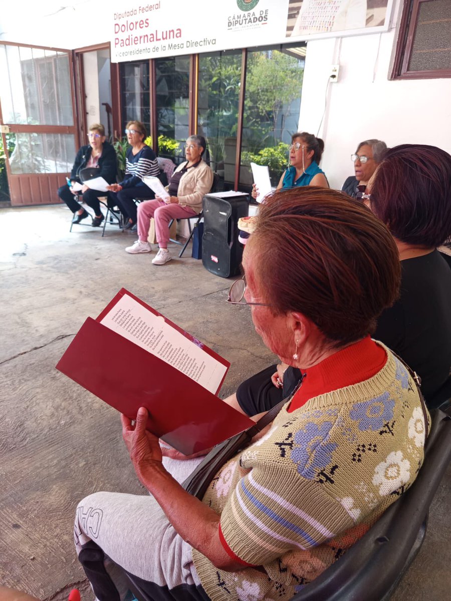 Dolores_PL's tweet photo. 🎶🎤 ¡La música nos une y nos llena de alegría! ❤️
Invito con mucho cariño a todas nuestras vecinas y vecinos del #Distrito4 en #Iztapalapa a participar en nuestras Clases de Canto y Coro. 🎼✨
👵🎶 Coro para Adultos Mayores
📅 Todos los sábados
⏰ 12:30 horas
🎤🎵 Clases de Canto para Jóvenes
📅 Todos los sábados
⏰ 13:30 horas
📍 Casa de Gestión y Atención
Calle San Francisco No. 125, esquina Cerrada de San Salvador, Pueblo de San Lorenzo.
💜 No importa si tienes experiencia o estás comenzando: lo importante es tener ganas de cantar, aprender y disfrutar en comunidad.
¡Los esperamos! 🎶🙌
#ClasesDeCantoConDolores #DoloresDiputada #Iztapalapa #Distrito4 #Cultura #Comunidad #Morena