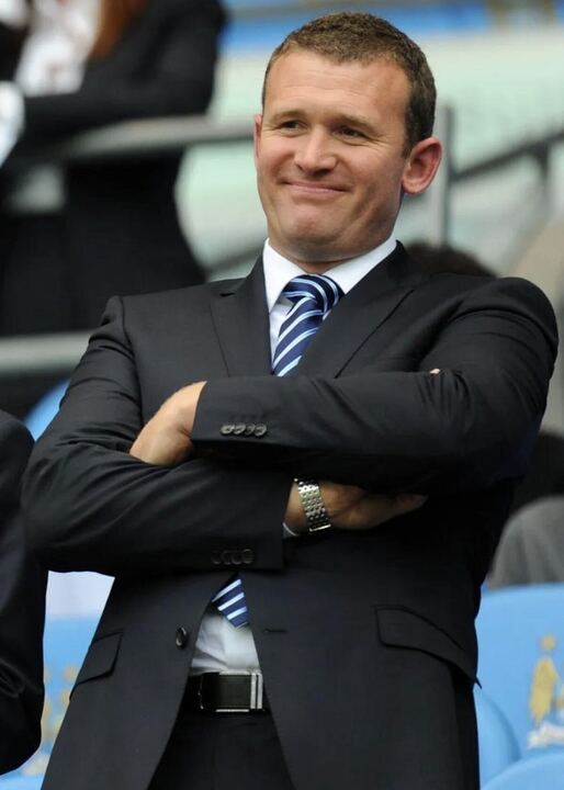 PolymarketFC's tweet photo. 🚨JUST IN: Manchester City chief on sponsorship deals: “WE CAN DO WHAT WE WANT” 

Leaked email EXPOSES Simon Pearce, part of Man City’s inner circle, saying they CAN DO WHAT THEY WANT on a sponsorship deal to cover financial shortfall. https://t.co/PH12lVXZLu