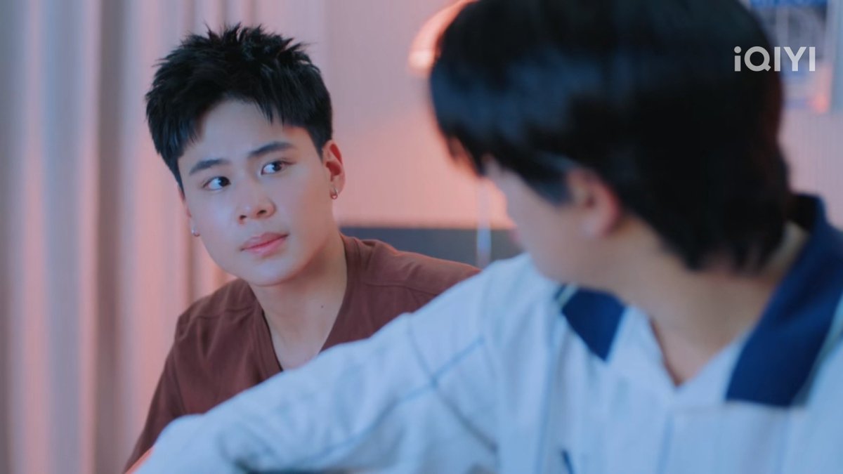only_vvolkvo's tweet photo. รับบทที่ปรึกษาดีเด่นนน 

LOVEX3 A TURNING POINT

#vvolkvo #VolkVachirawit
#LOVEx3_EP8 
#LOVEx3 https://t.co/pGh46eBsZh