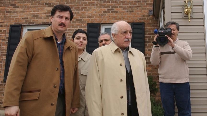 FenerFanMH's tweet photo. Asırlar boyunca dillere pelesenk olacak bir söz söyledim, pek çok kişi hala ara sıra tekrar eder;

İşte o Söz;

"Tesadüfe sadece ateistler ve Galatasaraylılar inanır..."