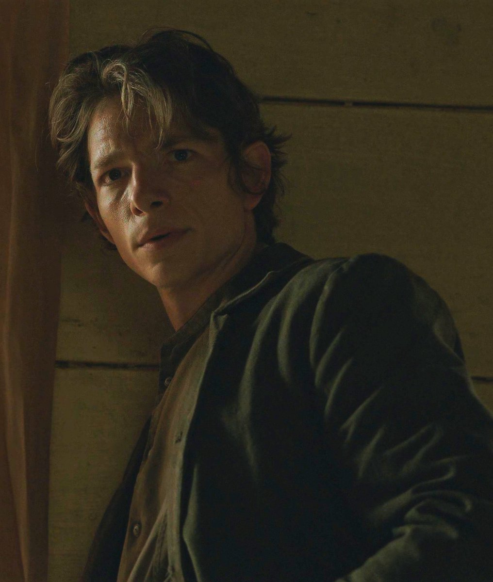 riversersh's tweet photo. why is he so pretty i need him https://t.co/EUcyiueV95