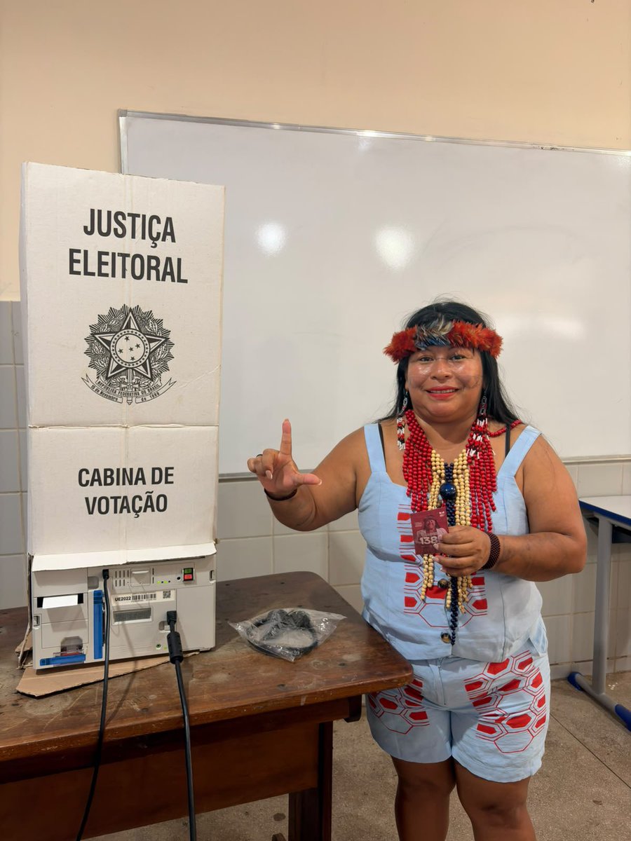 alessandramdk's tweet photo. Direito exercido com sucesso! 
Dia histórico para o Pará e para o Norte! 🏹✊🏾 https://t.co/u7eUsp5wHN
