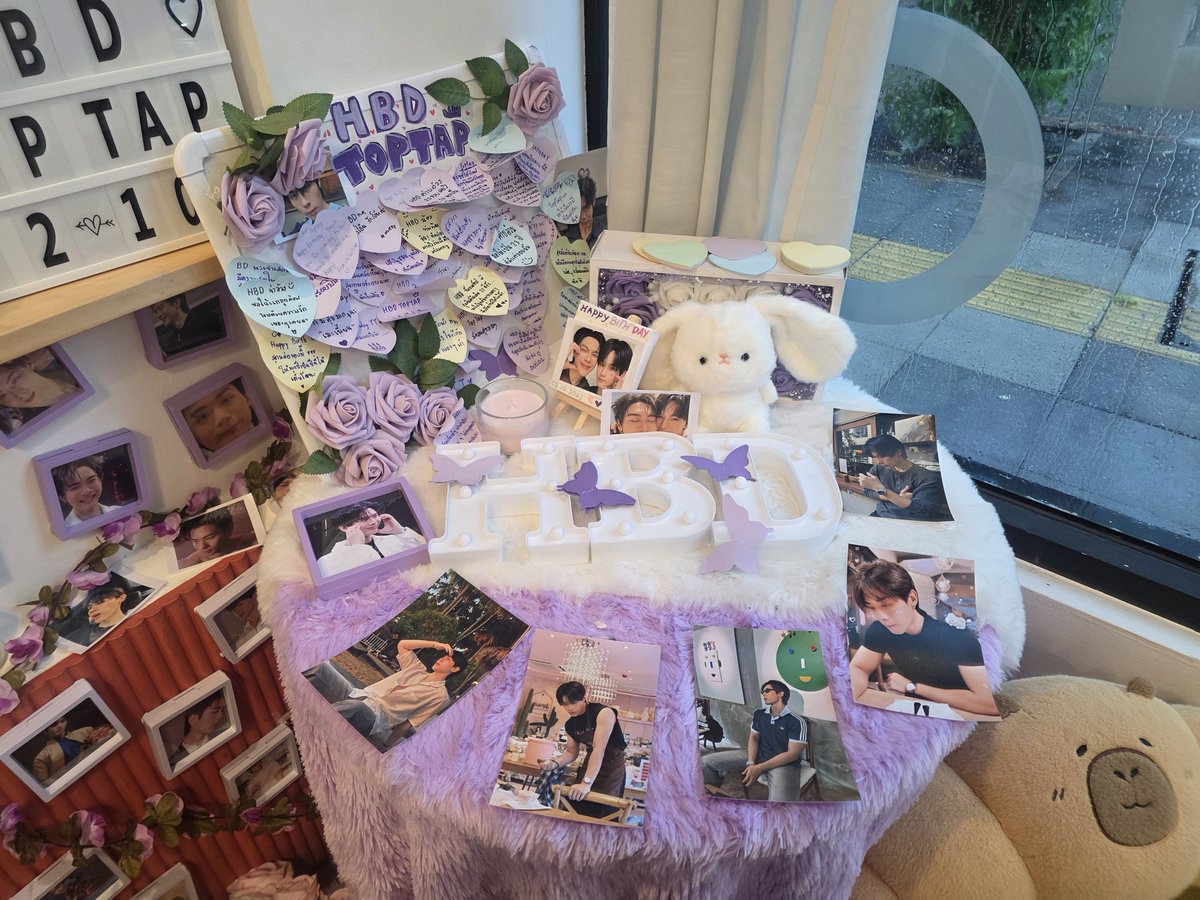 kaeSaturn's tweet photo. ร้านที่2ได้เจอชาววิที่น่ารัก (ขอบคุณแก๊งผู้จัดที่จำกันได้งับ) แถมได้รูปกลับบ้านมาอีกด้วย ใจดีฝุดๆ 🥹💜🩵🍬
#Happy23rdTOPTAPxEPSBAR #happyTOPTAPday2026
#Vitomin https://t.co/J2Y6FG0jAi