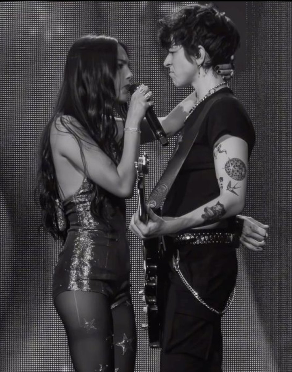 823blueblvd's tweet photo. gaylivia nation don’t let everyone forget what we had during GUTS tour https://t.co/nhfOBg6XEQ
