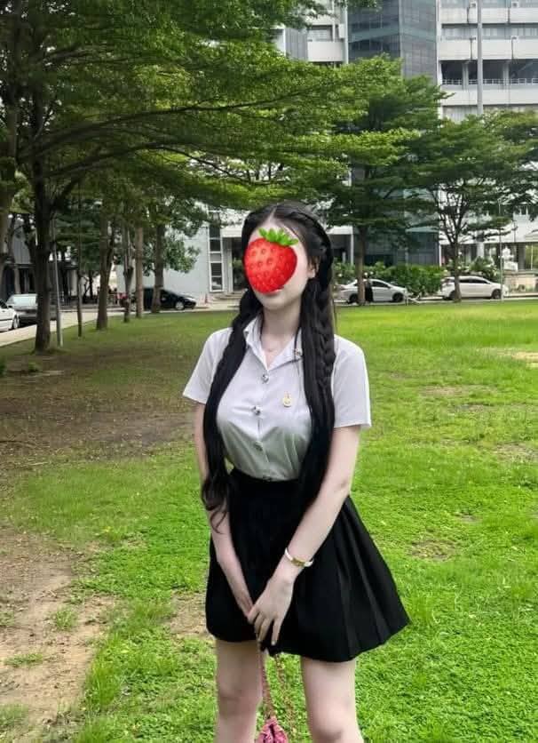 AnikaTallex8d's tweet photo. วงจรหนึ่งมีกระแสไฟฟ้า 2 A และความต้านทาน 6 Ω จงหาแรงดันไฟฟ้า✅️

🆔 s89a

#รับงานเพชรบุรี รับงานเพชรบุรี
#รับงานชะอำ รับงานชะอำ
#รับงานเขาย้อย รับงานเขาย้อย
รับงานแก่งกระจาน รับงานหาดเจ้า https://t.co/4cDwrrVBP8