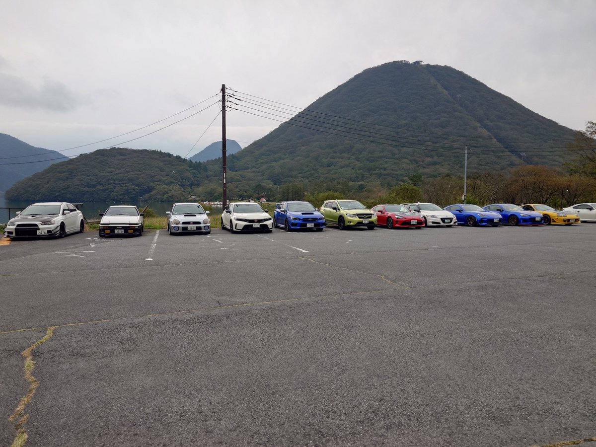 smk7416ss0731's tweet photo. 今日は、朝から「時の音勢(って言っていいのかな⁉)」の一員して、時の音オーナーとおかみさんとステッカー狩りに同行❗一緒にJTPのレジェンドの方々もいらして、お二人のフルコンプに立ち合うことが出来ました👍群馬ツーリング、メチャメチャ楽しかったぁ～🎵 https://t.co/tTKx0SCtNr