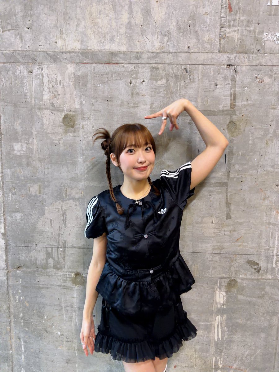 Saito_Shuka's tweet photo. Saito Shuka HongKong Oneman Live 
～IT'S SHUUU TIME～　

2回目の香港ライブ
本当にありがとうございましたっ！

「また」出会えて嬉しい
ただいまが言えるって嬉しい

また遊ぼうねっ！Luv♡

#しゅかライブ
#斉藤朱夏香港ライブ https://t.co/W8HDRLVPcP