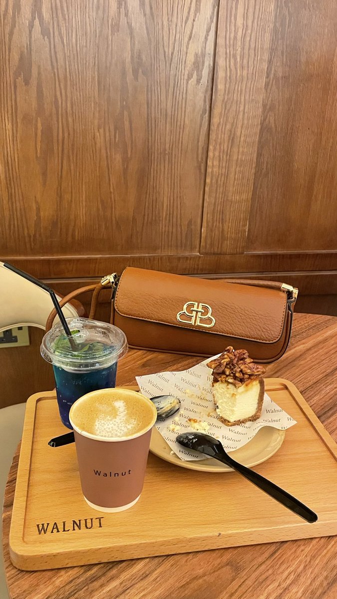 a8sa8_'s tweet photo. 🤎 https://t.co/VtOhnFBNsR