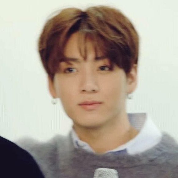 miffyzkoo's tweet photo. light brown haired jungkook was SUCH a moment https://t.co/7BP5Nk2xWl