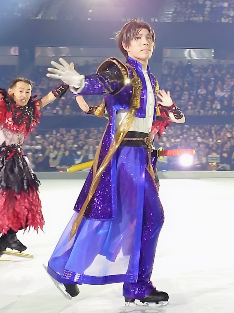 ZaubererShion's tweet photo. 長谷部さんのお衣装…って見えたのでまともなのを探してみたのですがそんなになかった。
#刀ブレ https://t.co/g8VOdgtBh8