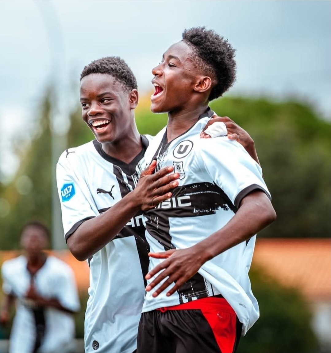 AcademieSRFC's tweet photo. 🟠 Personne ne peut les arrêter ! Les #U17Nat réalisent le 6/6 en renversant @AngersSCO (3-2) cet après-midi. 

Gnonto, Sakho (📸) et Jean sont les buteurs. 

Série en cours : ✅️✅️✅️✅️✅️✅️, 18 buts pour, 13 buteurs différents https://t.co/XLXyveV4O6
