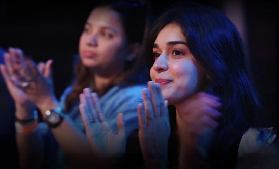 _laaibah's tweet photo. His biggest cheerleader is heree ♥️🥹
Ahh!! How far they've come 😭🧿
@EishaSingh24 @Avinash_galaxy
#Avinashmishra #eishasingh #avisha 
#khatronkekhiladi15finale https://t.co/dHf593vbQn