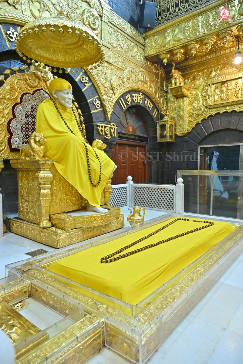 SSSTShirdi's tweet photo. श*!! ॐ साई राम !!*
*श्री साईबाबा संस्थान विश्वस्त व्यवस्था,शिर्डी*
*!! ॐ Sai Ram !!*
*Shri Saibaba Sansthan Trust, Shirdi*
≈≈≈≈≈≈≈≈≈≈≈≈≈≈≈≈≈ 
*आरती :- शेजारती*
*रविवार ०४ ऑक्टोबर २०२६*              *Aarti :-Shejarti*
*Sunday 04 October 2026* https://t.co/fBU5hq4Eto