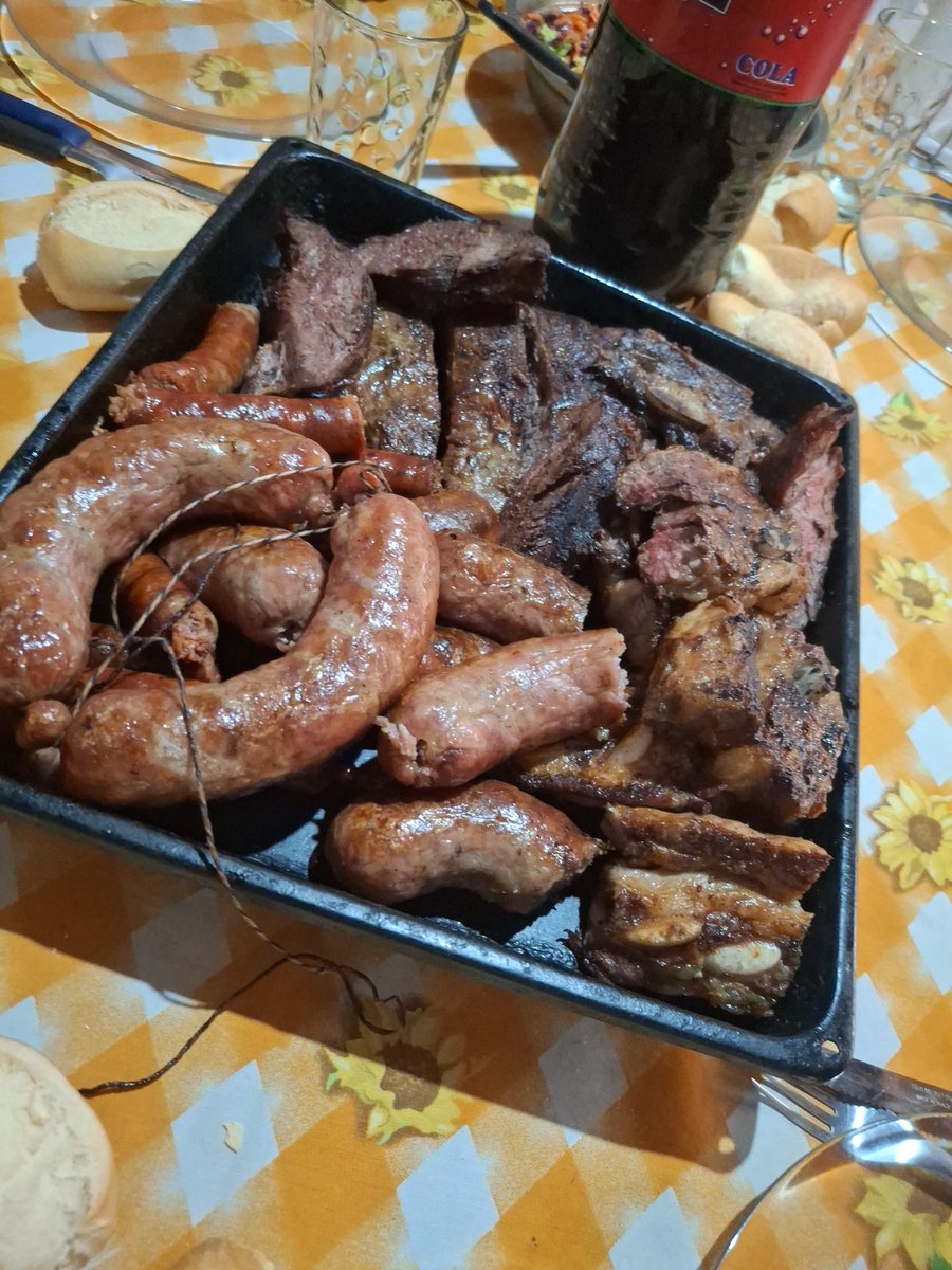 thesecretdelf's tweet photo. Miren mutiss lo que voy a comerr🫦🫦🫦 https://t.co/9FCeSXBASp