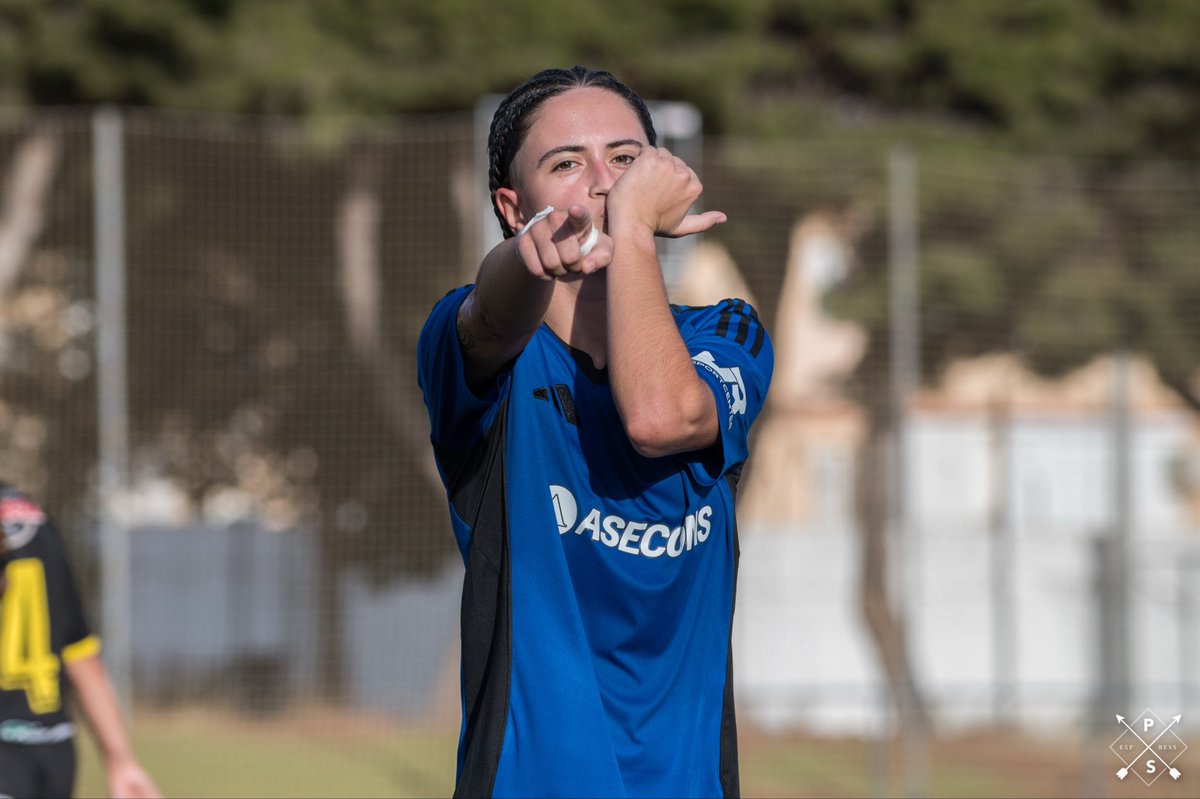 _cdsfemenino's tweet photo. 📝 ¡Apuntamos otro doblete para la cuenta de Rosa Hernando! 

#CDSFemenino https://t.co/nb3MDmHccJ