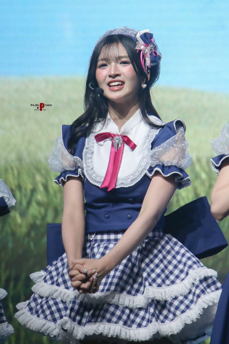 PaRaPraew1010's tweet photo. #praewbnk48 https://t.co/N2XBeQA3UQ